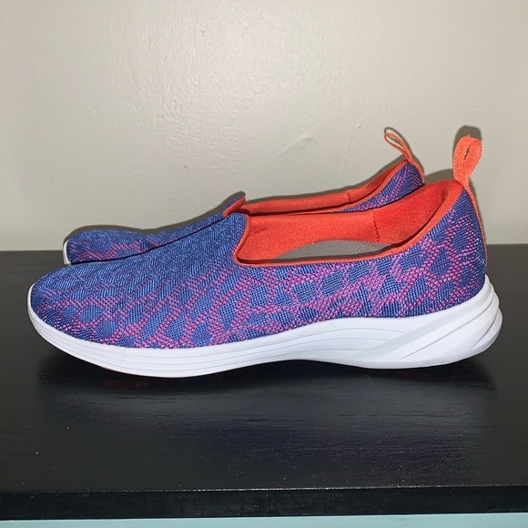 Vionic Shoes - VIONIC Women's SIZE ( 7.5 ) AGILE HYDRA Purple Arch Support Orthaheel Slip On